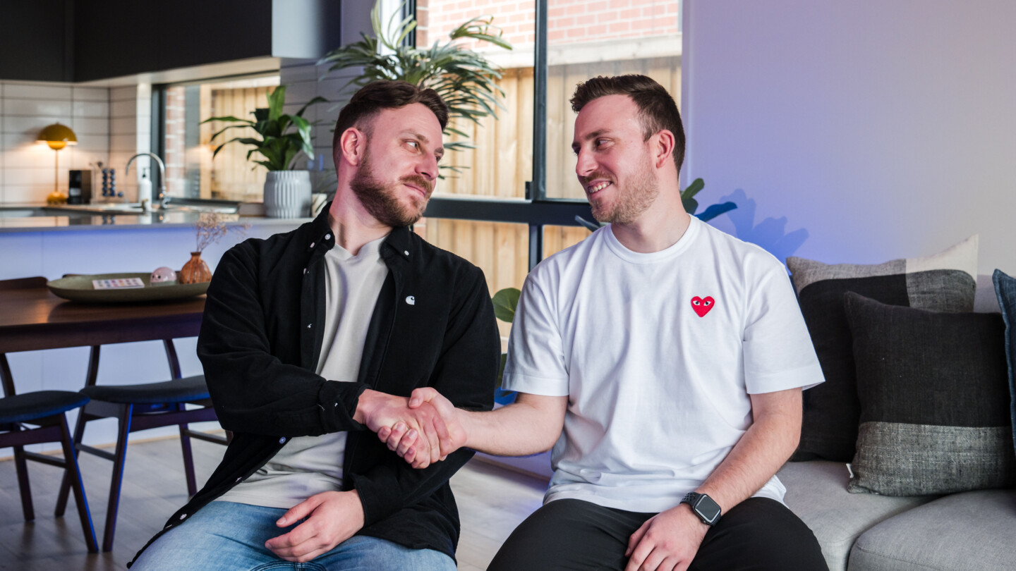 Customer story: Twin brothers, Paul and Edmond, build their first home together